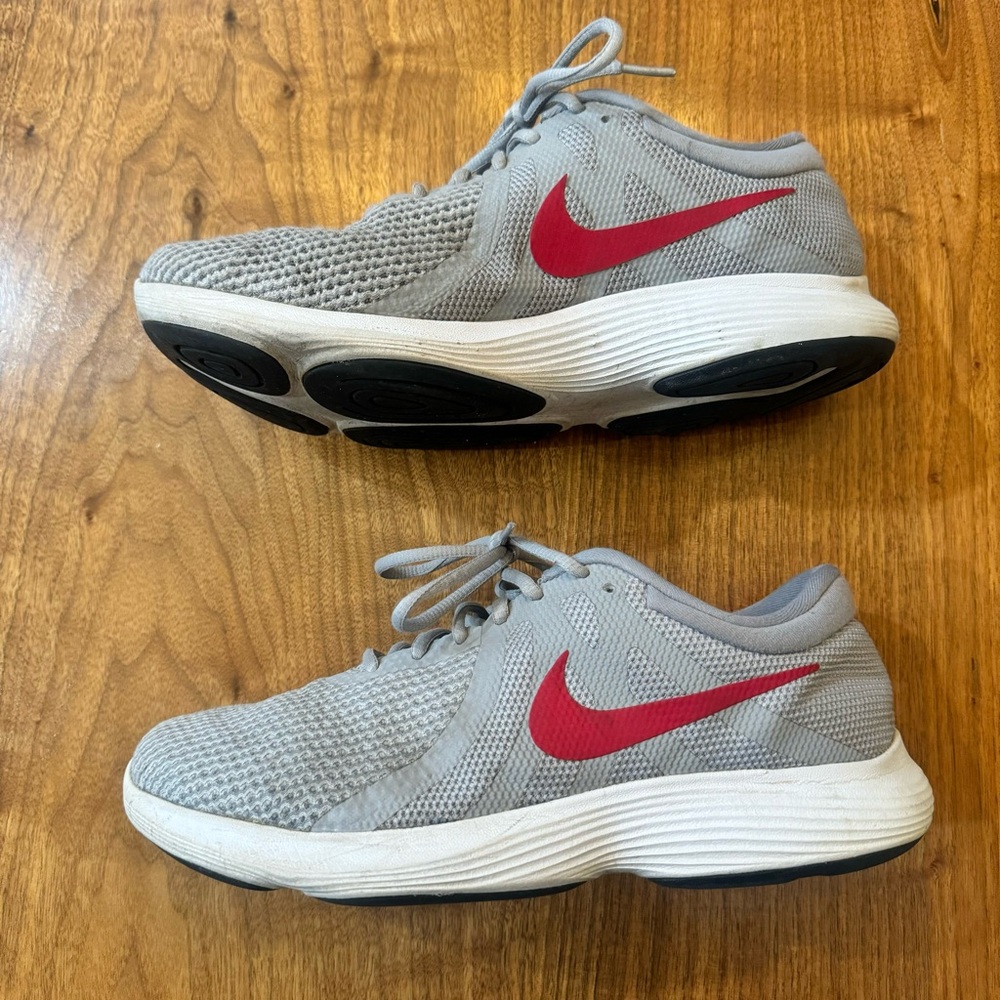Nike Men’s Revolution 4 AA7402-006 Gray & Red Running Shoes Sneakers. Si… - Picture 13 of 14